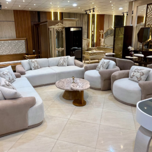 أنتريه اناقة (Anaka)