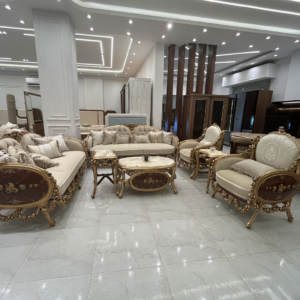 صالون مخمل ملكي (Royal Velvet)